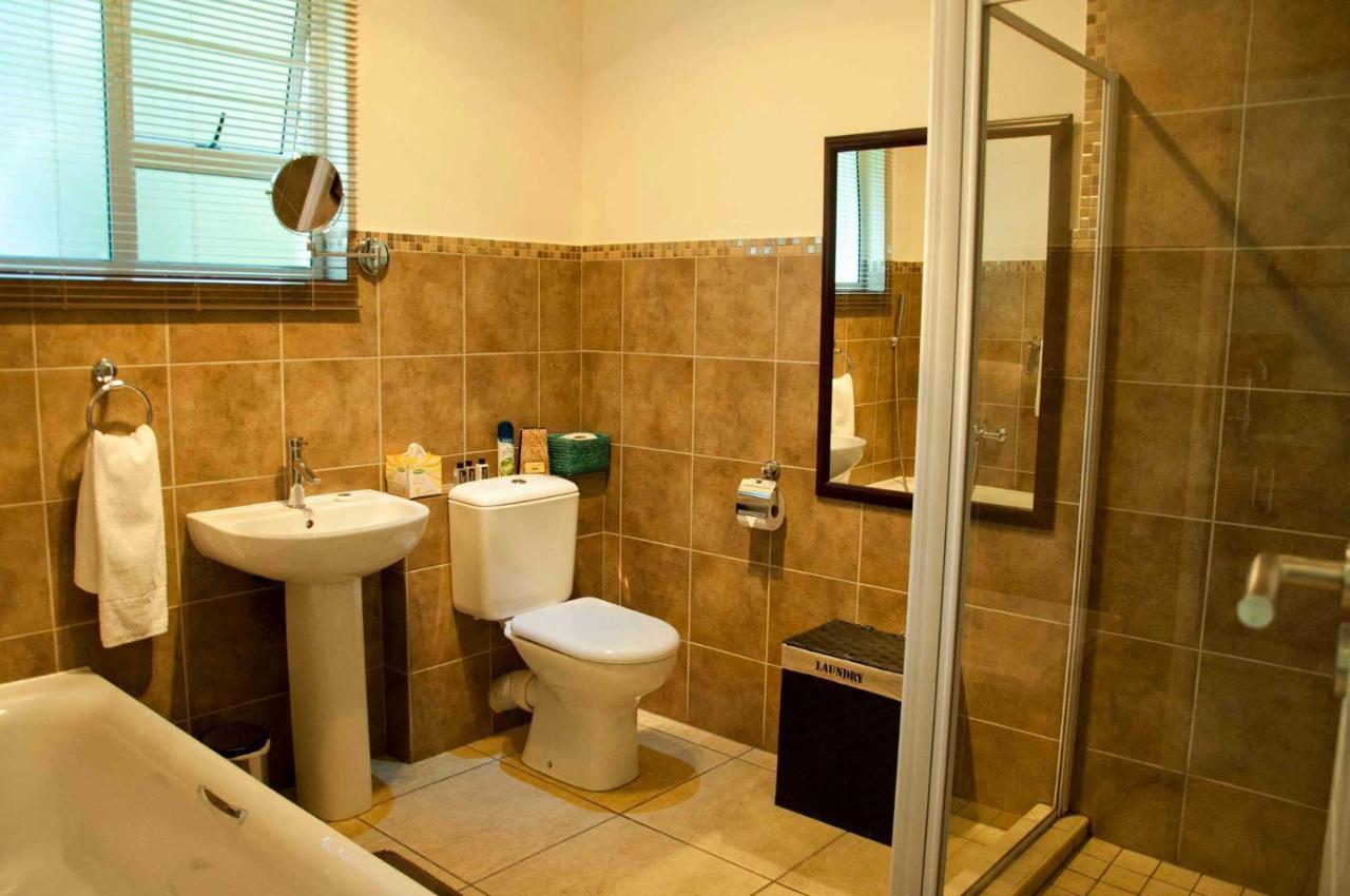 Amohela Guesthouse Midrand Zewnętrze zdjęcie