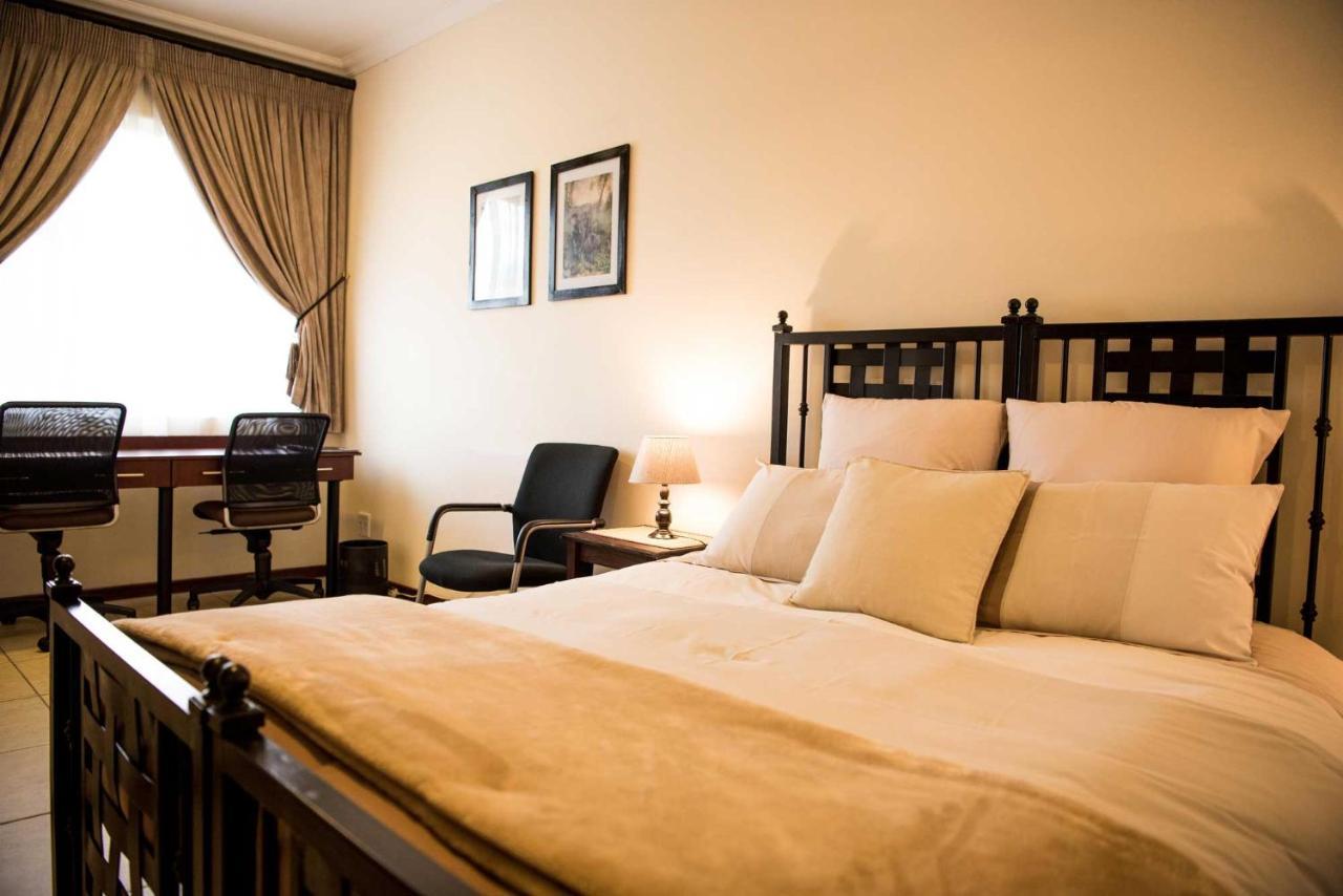 Amohela Guesthouse Midrand Zewnętrze zdjęcie