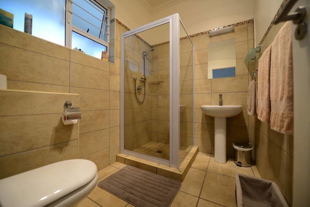 Amohela Guesthouse Midrand Zewnętrze zdjęcie